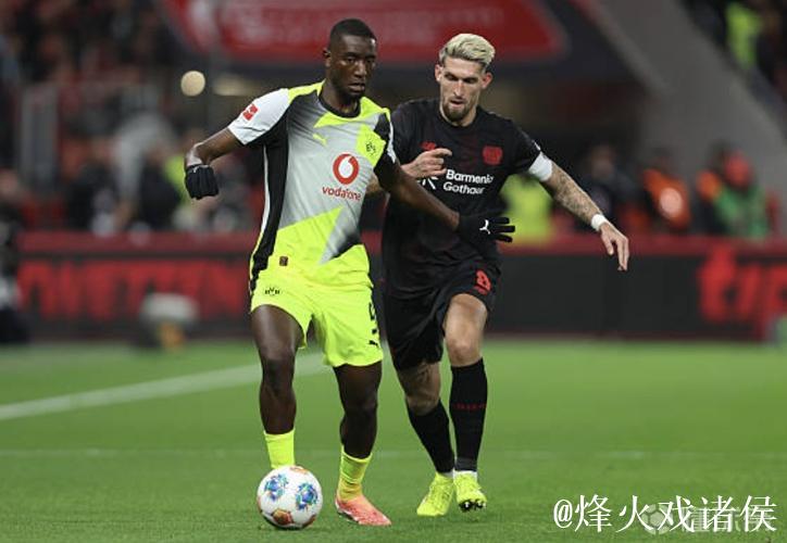 吉拉西情绪低落，下半场被换下拒绝与主帅互动